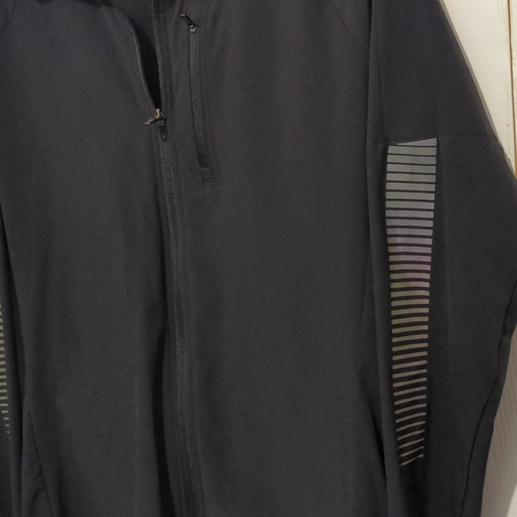Adidas running long sleeve zip up - Picture 6 of 7